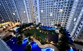 Studio Units At Shore Residences Condo Moa Complex Near Airport